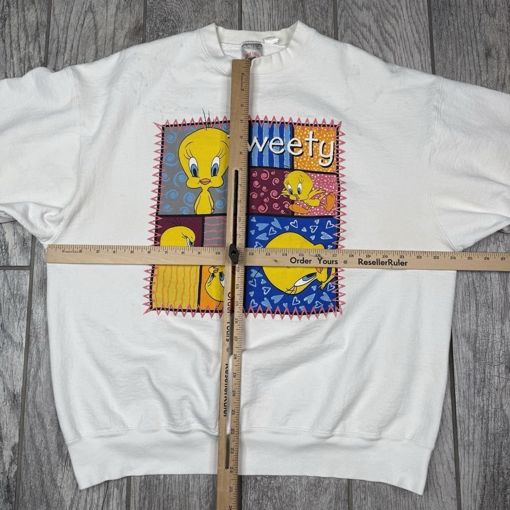Vintage 90s Fruit Of The Loom Tweety Bird Looney Tunes Sweatshirt White Size XL - Picture 9 of 15